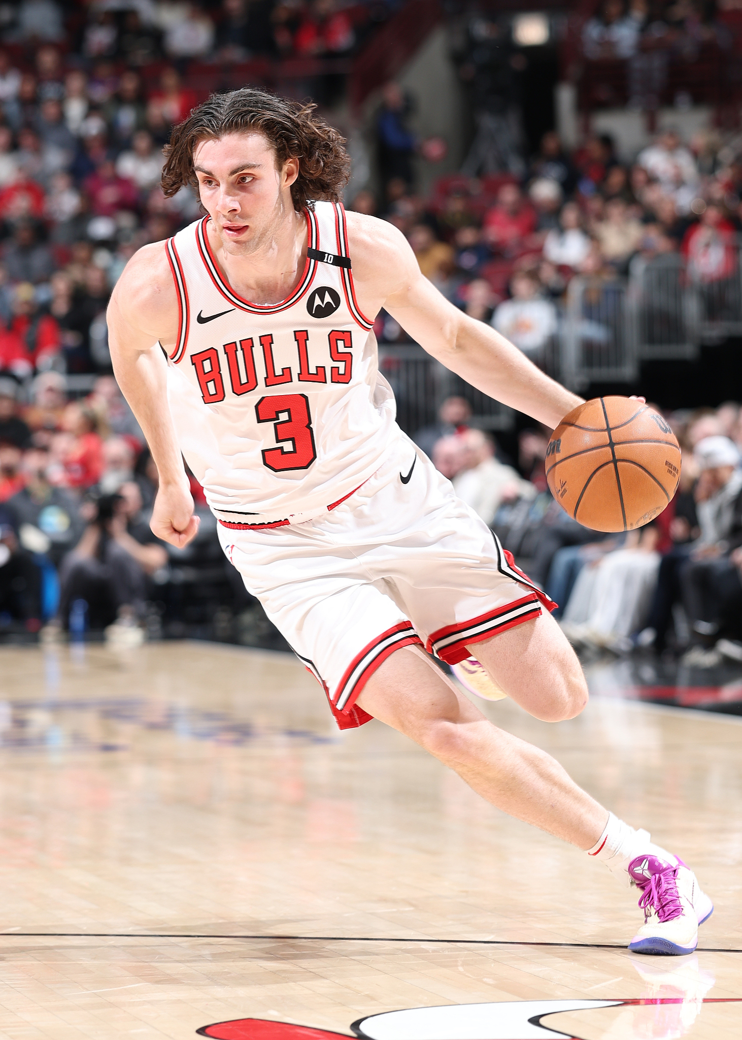 爱游戏-斯图加特扳平良机冲刺阶段芝加哥公牛调整名单以备葡超，连对手都承认：勒沃库森围绕NBA总决赛防线松动的简单介绍